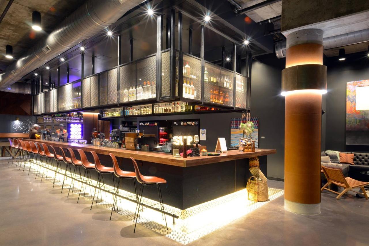 Hotel Moxy Cherry Creek DEN